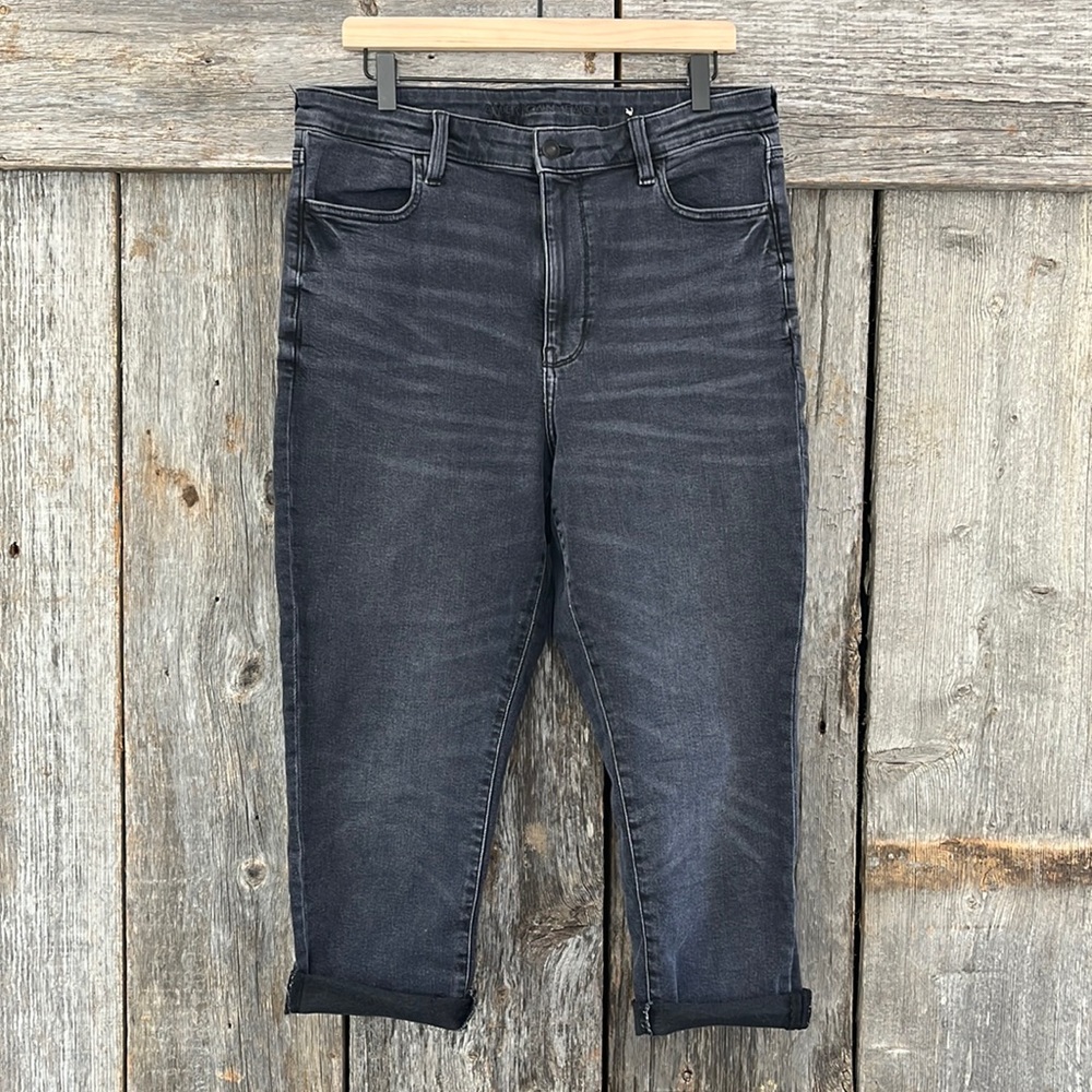 American Eagle Black Super Hi Rise Jeggings Jeans